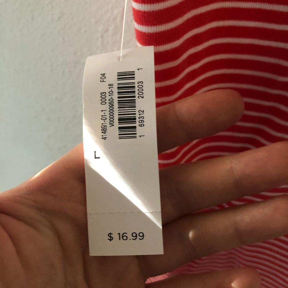 Old Navy Tee L - Picture 4 of 4